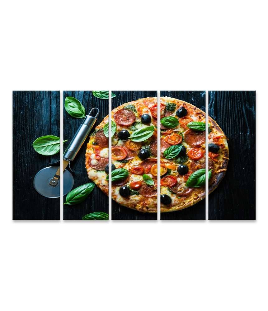 Islandburner Bild auf Leinwand Lebhaftes Wandbild einer Salami-Pizza mit Oliven und Basilikum in Pizzeria Verkauf