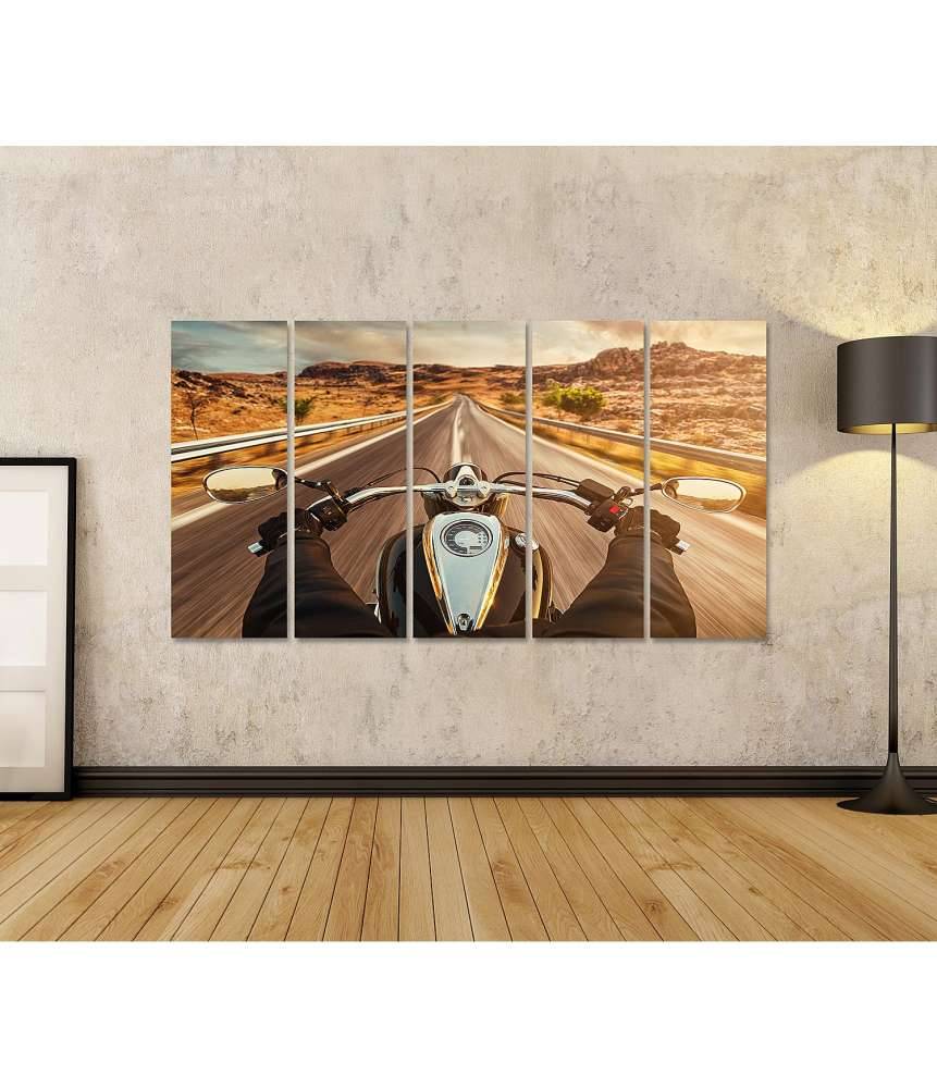 Islandburner Bild auf Leinwand Motorradfahrer allein auf US-Highway, umgeben von atemberaubendem Sonnenuntergang Angebote