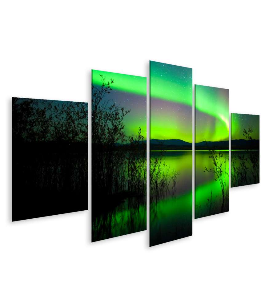 Islandburner Bild auf Leinwand Spiegelnder See unter Nordlichtern und Wetterleuchten in Norwegen Discount Store für neue Produkte