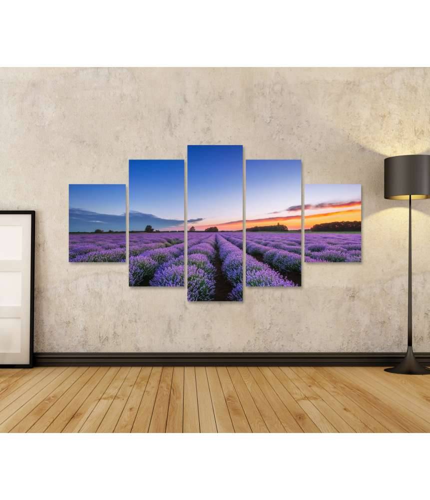 Islandburner Bild auf Leinwand Dramatischer Sonnenaufgang über duftendem Lavendelfeld mit Wolkenkulisse Black Friday Preise