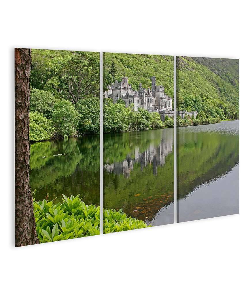 Islandburner Bild auf Leinwand Atemberaubendes Wandbild der historischen Kylemore Abbey in Galway, Irland zollfrei