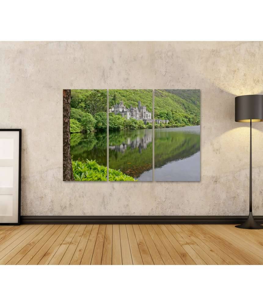 Islandburner Bild auf Leinwand Atemberaubendes Wandbild der historischen Kylemore Abbey in Galway, Irland zollfrei