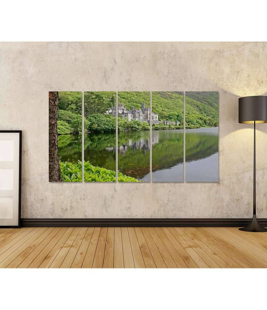 Islandburner Bild auf Leinwand Atemberaubendes Wandbild der historischen Kylemore Abbey in Galway, Irland Saisonale Angebote