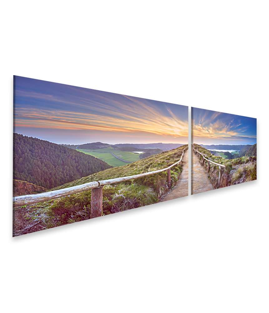 Islandburner Bild auf Leinwand Atemberaubende Ansicht eines Wanderweges in der Berglandschaft von Ponta Delgada, Azoren Auslauf