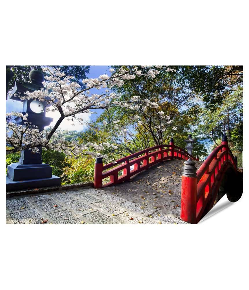 Islandburner Premium Poster Sakura-Blüten am japanischen Tempel mit roter Brücke Große Rabatte