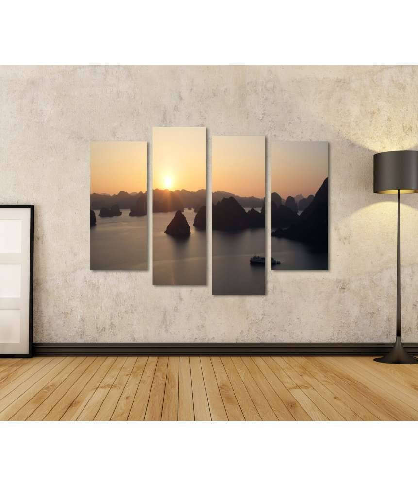 Islandburner Bild auf Leinwand Wandbild: Zauberhafter Sonnenuntergang über der Halong Bucht, Vietnam Riesige Rabatte