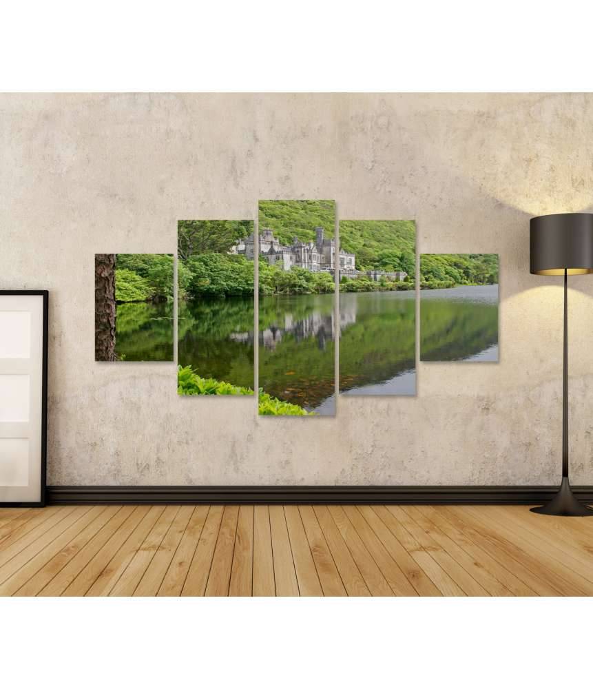 Islandburner Bild auf Leinwand Atemberaubendes Wandbild der historischen Kylemore Abbey in Galway, Irland Kauf eins, bekomm eins gratis