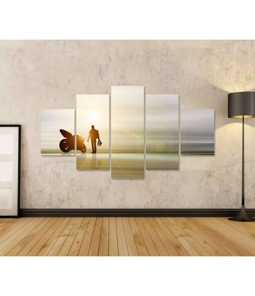 Islandburner Bild auf Leinwand Abstraktes Kunstwerk: Motorrad am Horizont mit unscharfem Hintergrund Kostenlose Rückgabe