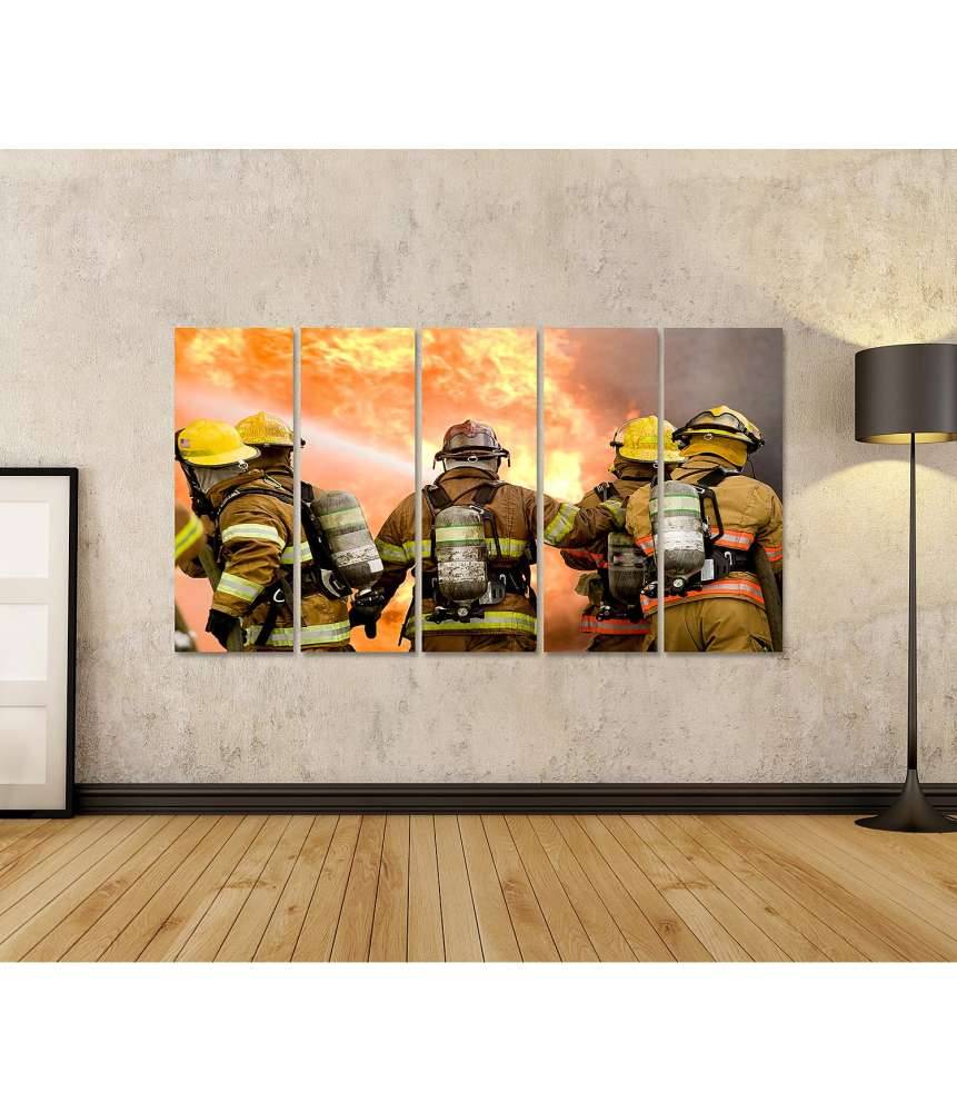 Islandburner Bild auf Leinwand Dynamisches Wandbild von Feuerwehrleuten in Aktion Letzte 2 Tage