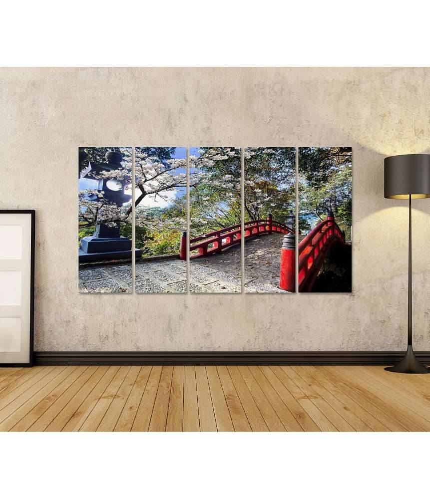 Islandburner Bild auf Leinwand Sakura-Blüten am japanischen Tempel mit roter Brücke Sonderangebot der Fabrik