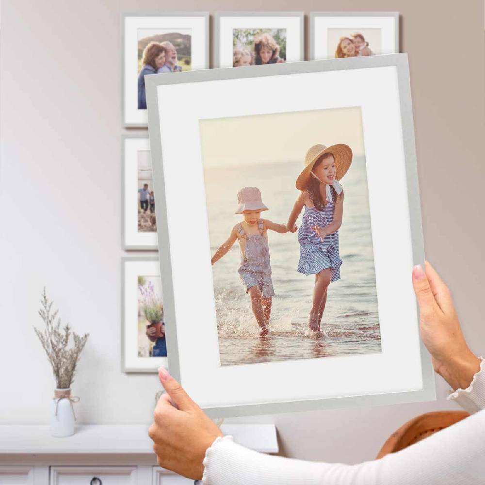 Photolini 9er Set Poster-Bilderrahmen 30x40 cm Modern Silber MDF mit Passepartout Discount Store für neue Produkte