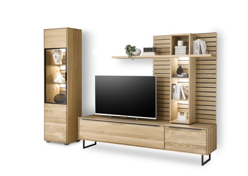 set one by Musterring Wohnwand Jackson Die Sichtbarkeit der Holzstruktur und Äste sind Teil der individuellen Ausstrahlung jedes einzelnen Möbelstückes. Da es sich um ein Naturprodukt handelt, kann sich die Oberfläche verän Black Friday Preise