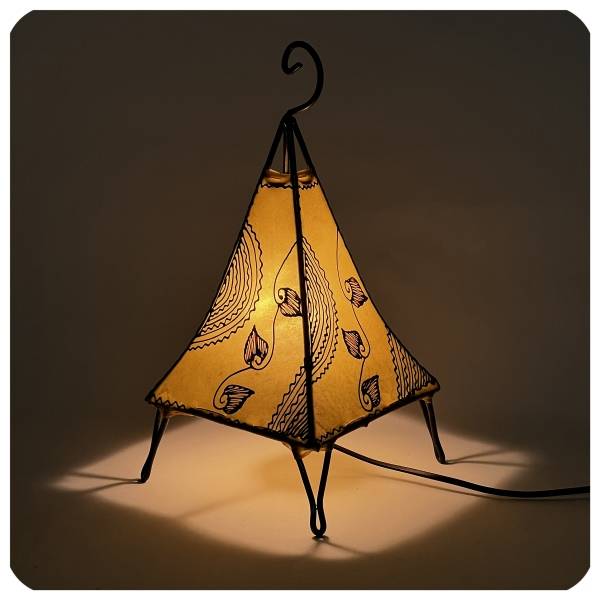 Simandra Orientalische Lampe Hennalampe marokkanische Lederlampe Tischleuchte Stehleuchte Pyramide Ranke 35-38 cm