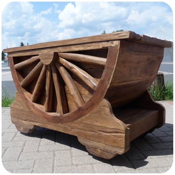 Simandra Massive Bauernhaus Teakholz Truhe Flores 2 Landhaus Stil mit altem Wagenrad Discount Store für neue Produkte